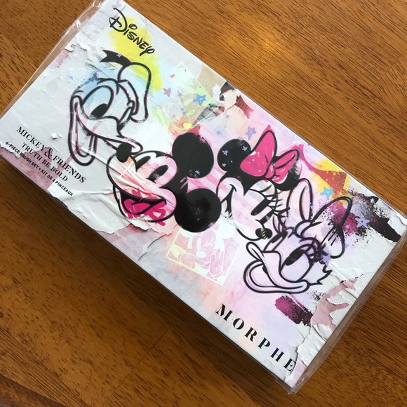 HOST PICK! Morphe Mickey & Friends Truth Be Bold 6-piece Brush Set NIB - Picture 2 of 3